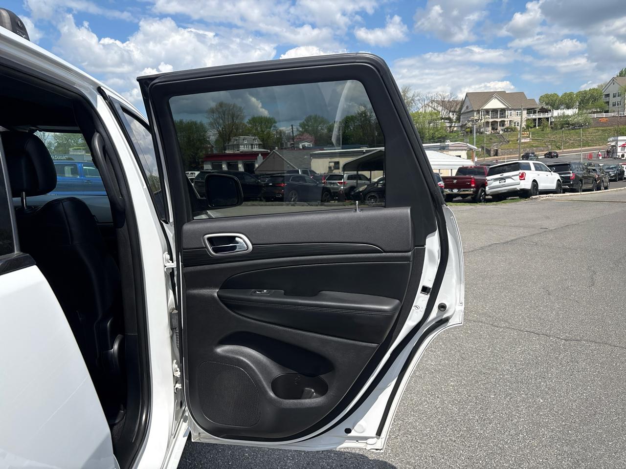 Jeep Grand Cherokee Laredo 4WD 2020