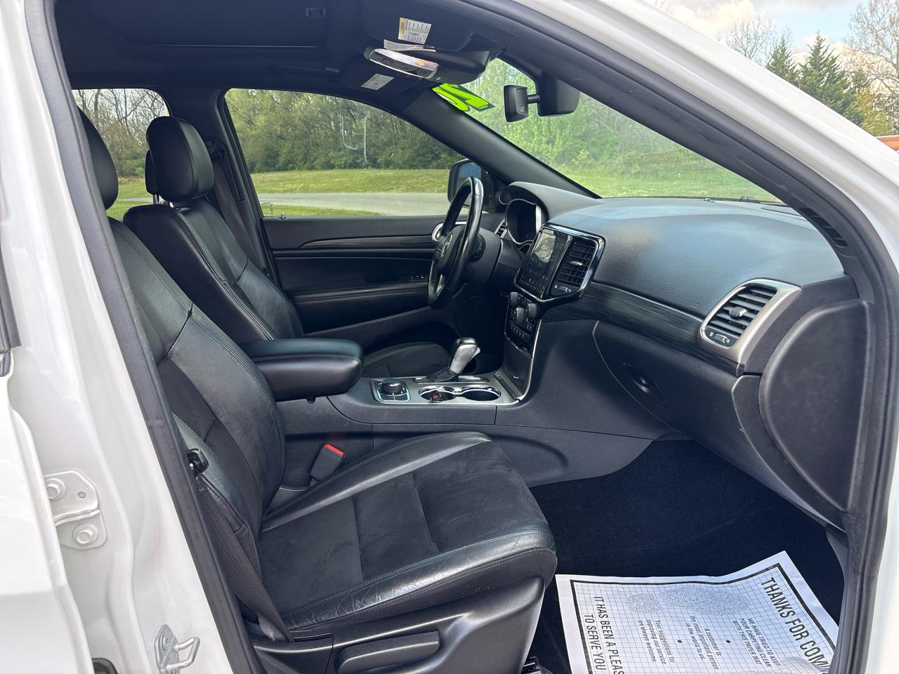 Jeep Grand Cherokee Laredo 4WD 2020