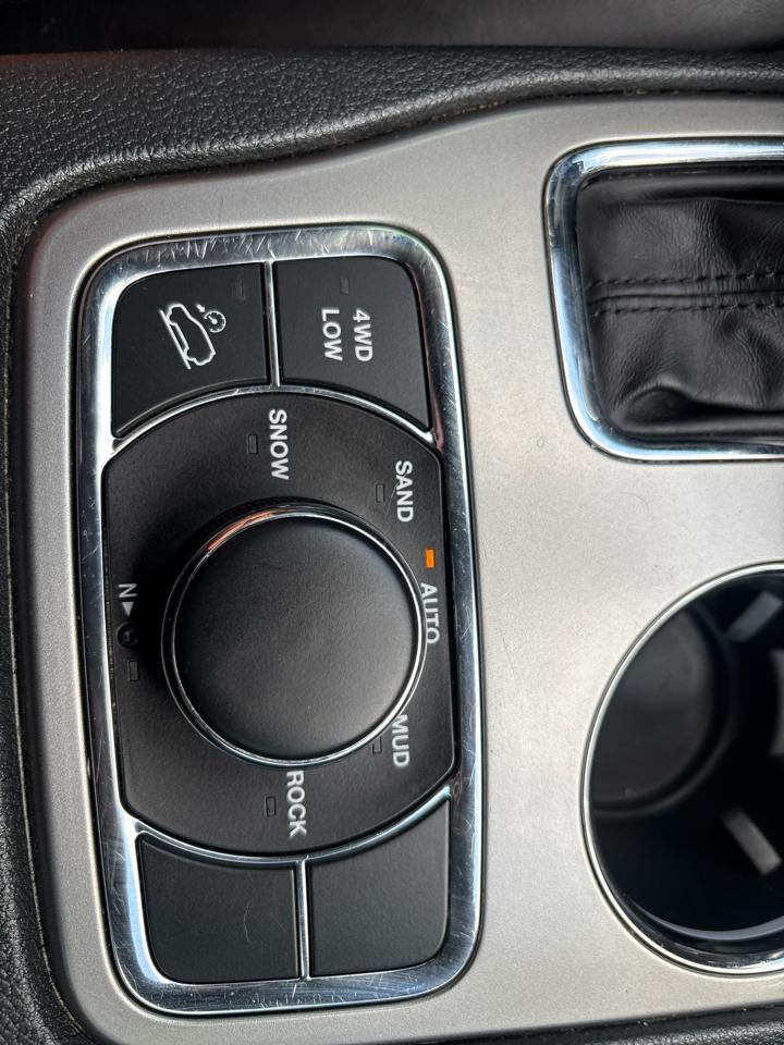 Jeep Grand Cherokee Laredo 4WD 2020