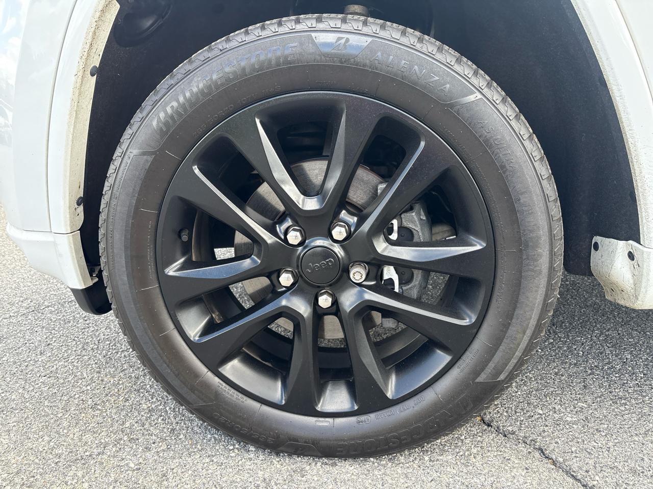 Jeep Grand Cherokee Laredo 4WD 2020