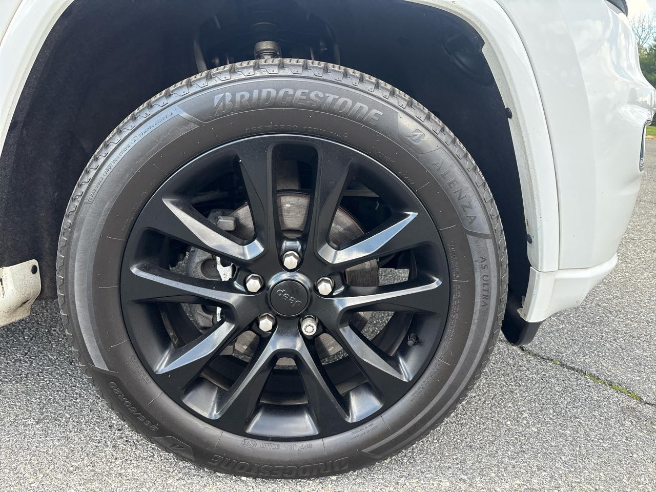 Jeep Grand Cherokee Laredo 4WD 2020