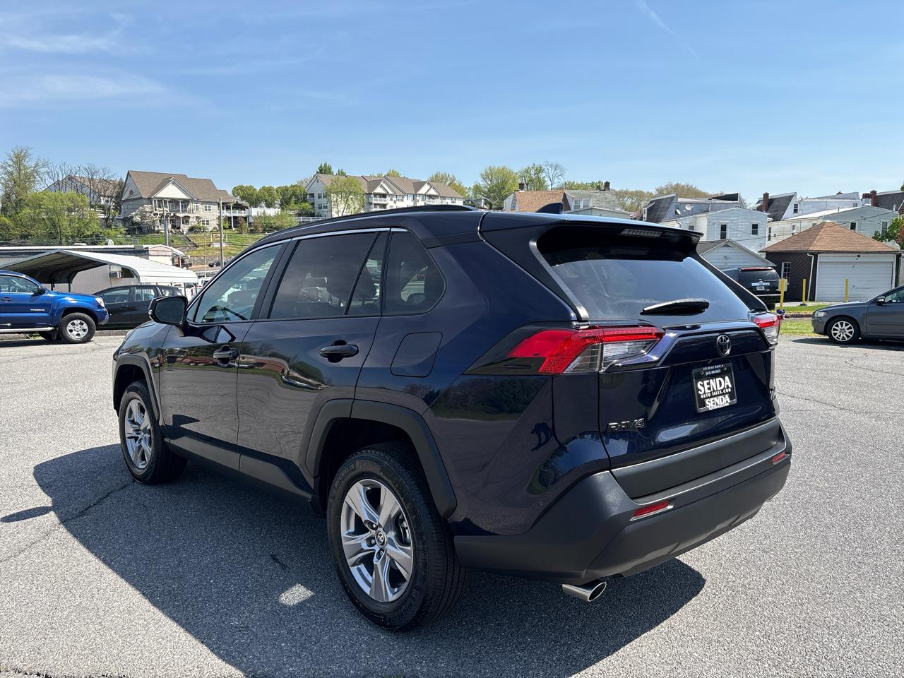 Toyota RAV4 XLE AWD 2025