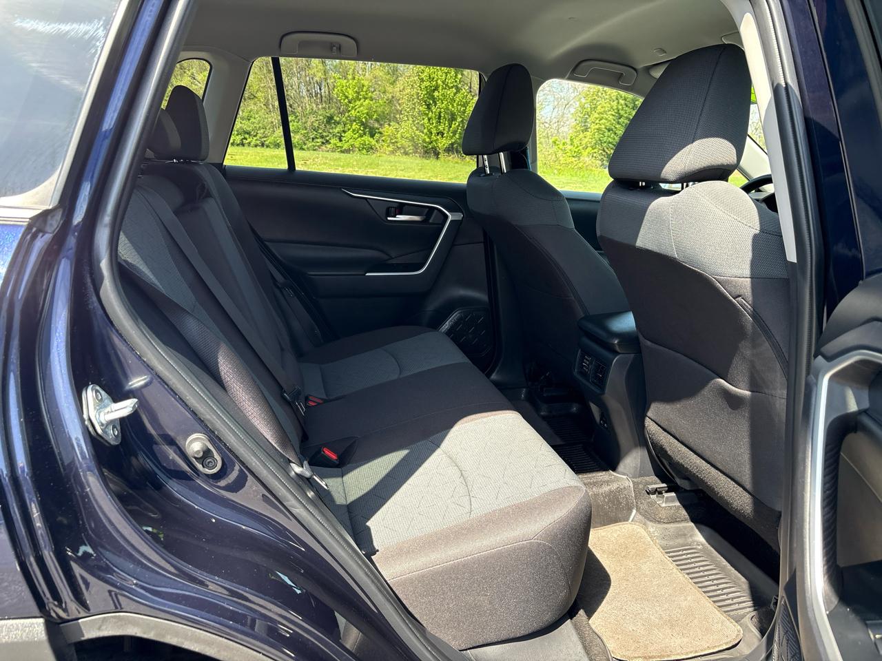 Toyota RAV4 XLE AWD 2025