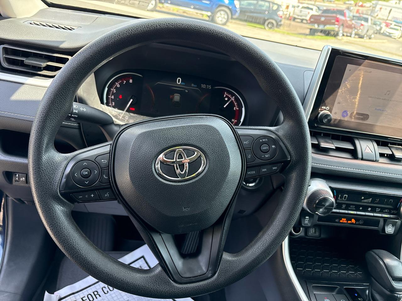 Toyota RAV4 XLE AWD 2025