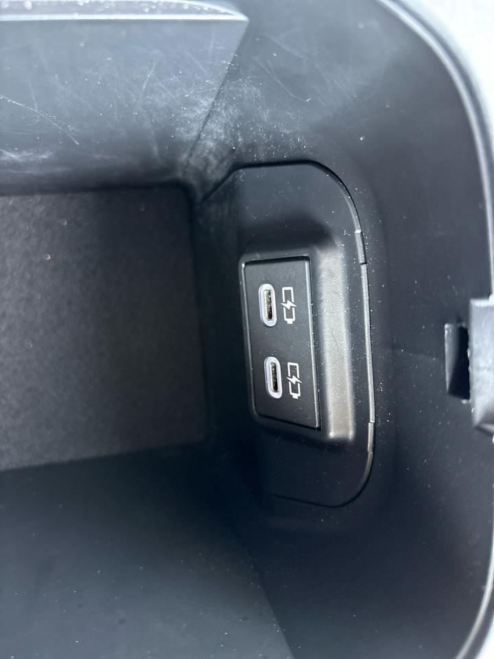 Toyota RAV4 XLE AWD 2025