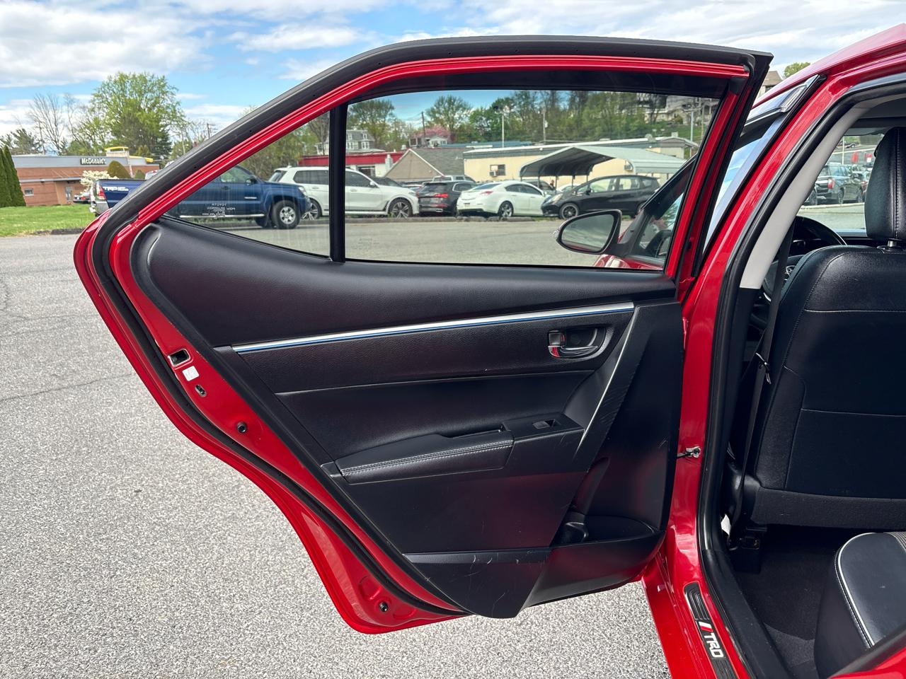 Toyota Corolla S Premium CVT 2015