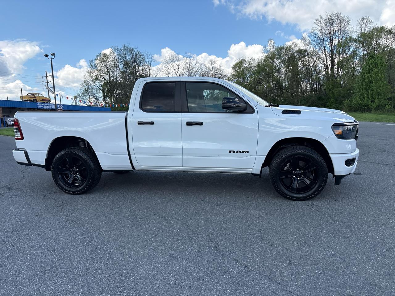 RAM 1500 Big Horn Quad Cab 4WD 2023