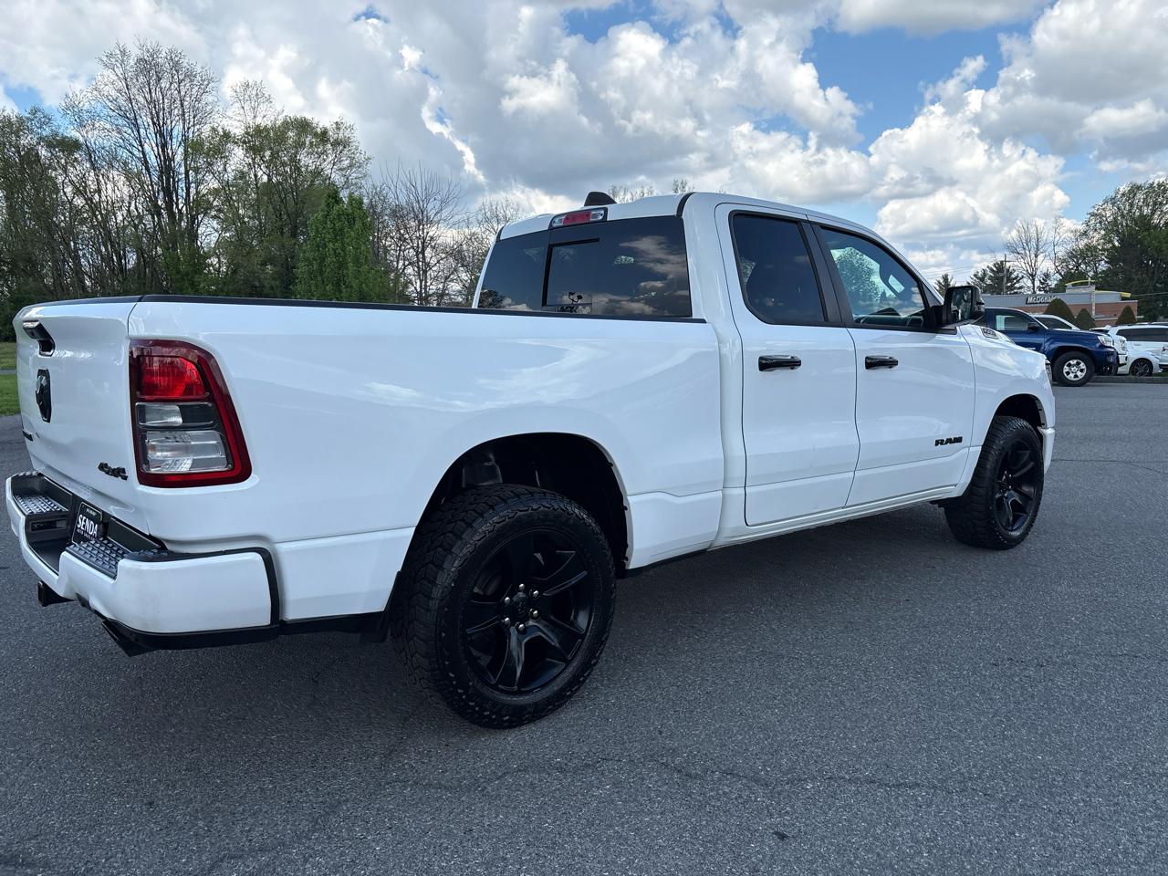 RAM 1500 Big Horn Quad Cab 4WD 2023