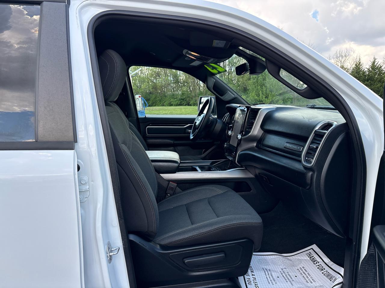 RAM 1500 Big Horn Quad Cab 4WD 2023