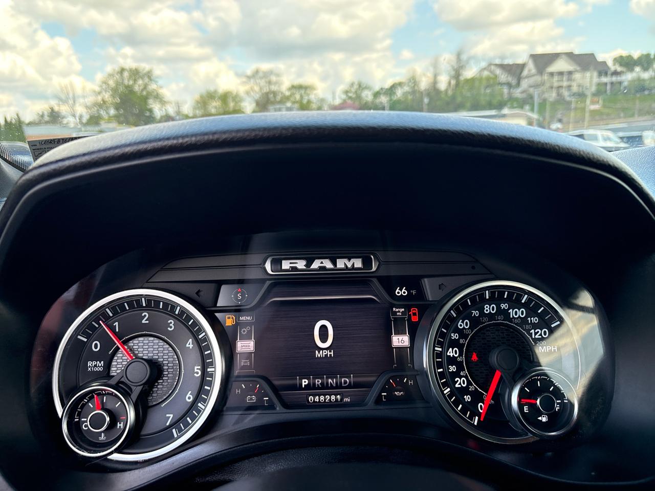 RAM 1500 Big Horn Quad Cab 4WD 2023