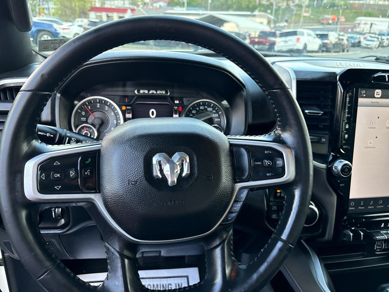 RAM 1500 Big Horn Quad Cab 4WD 2023