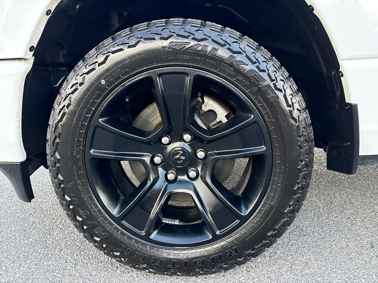 RAM 1500 Big Horn Quad Cab 4WD 2023