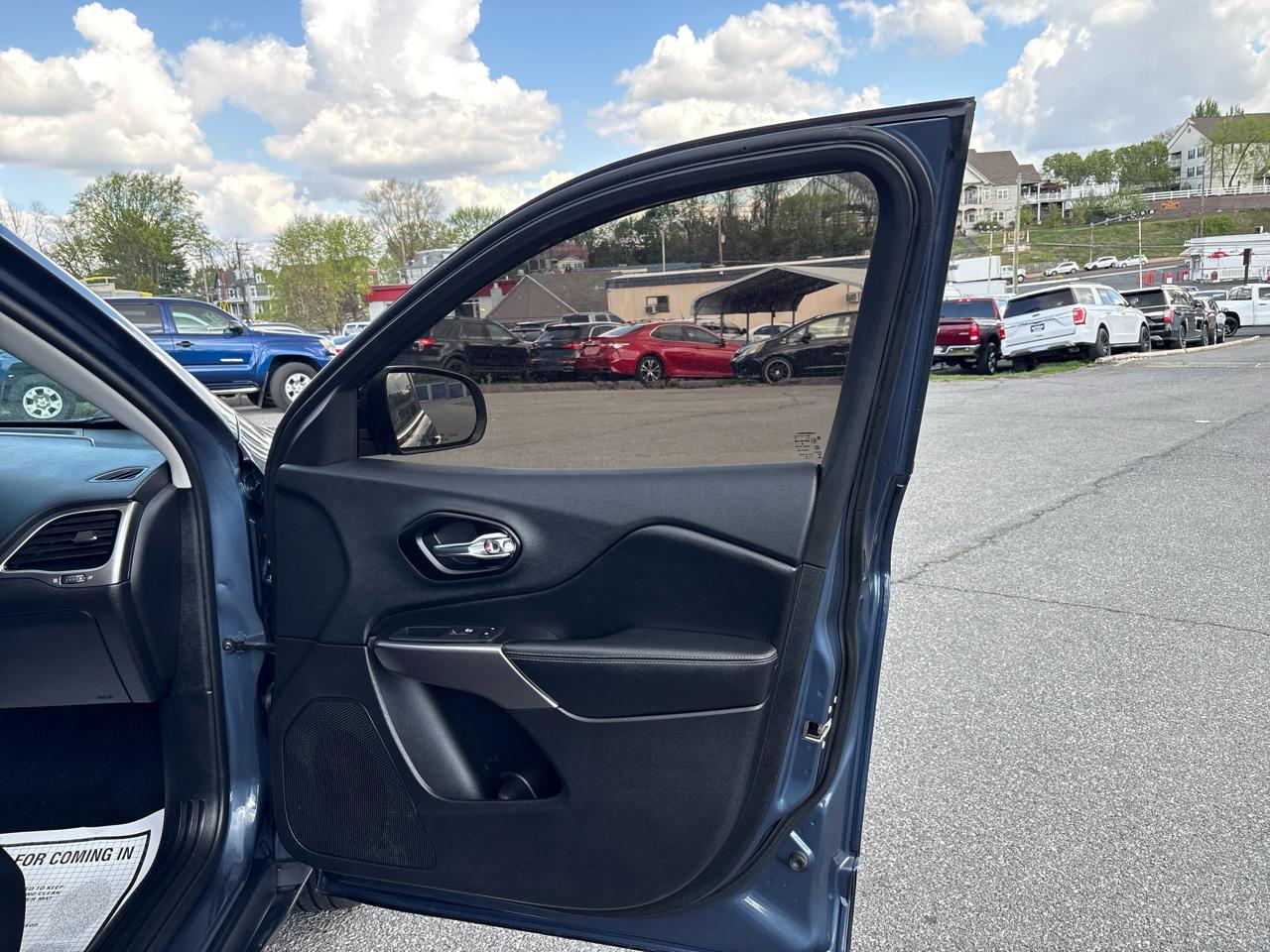 Jeep Cherokee Latitude Lux 4WD 2021