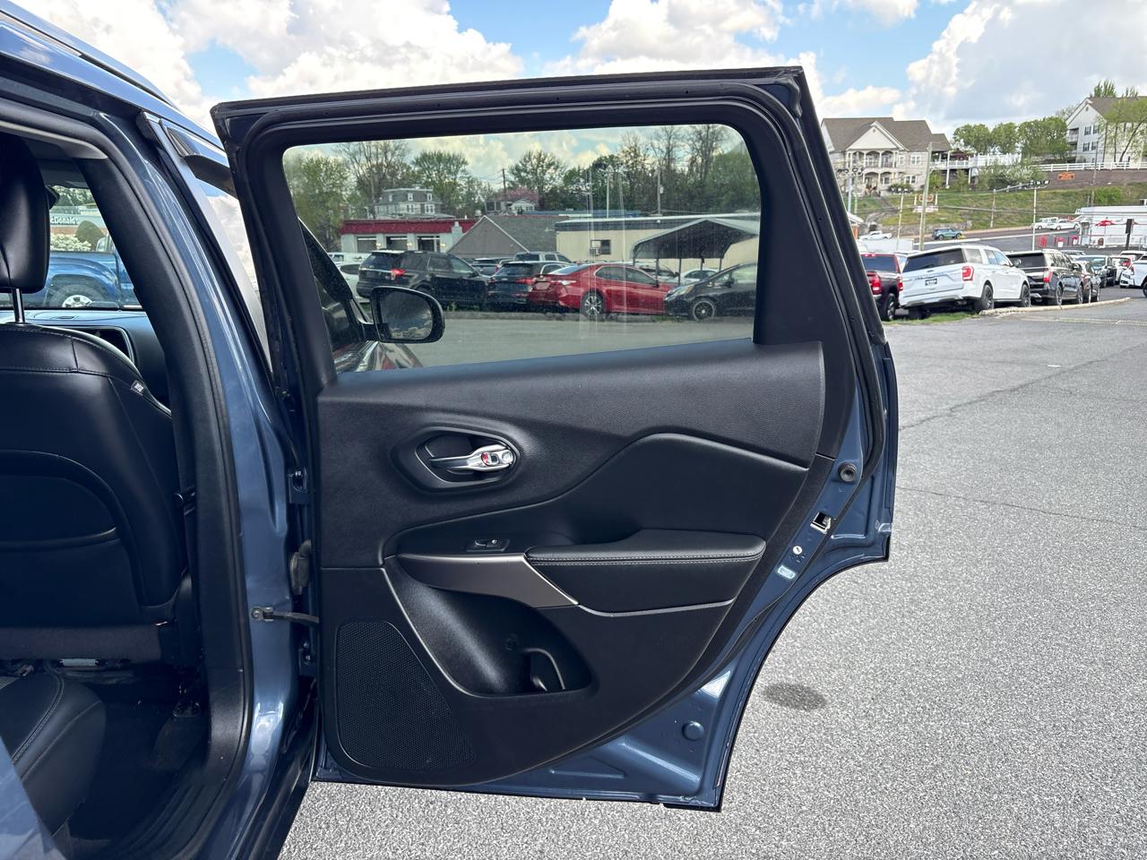 Jeep Cherokee Latitude Lux 4WD 2021