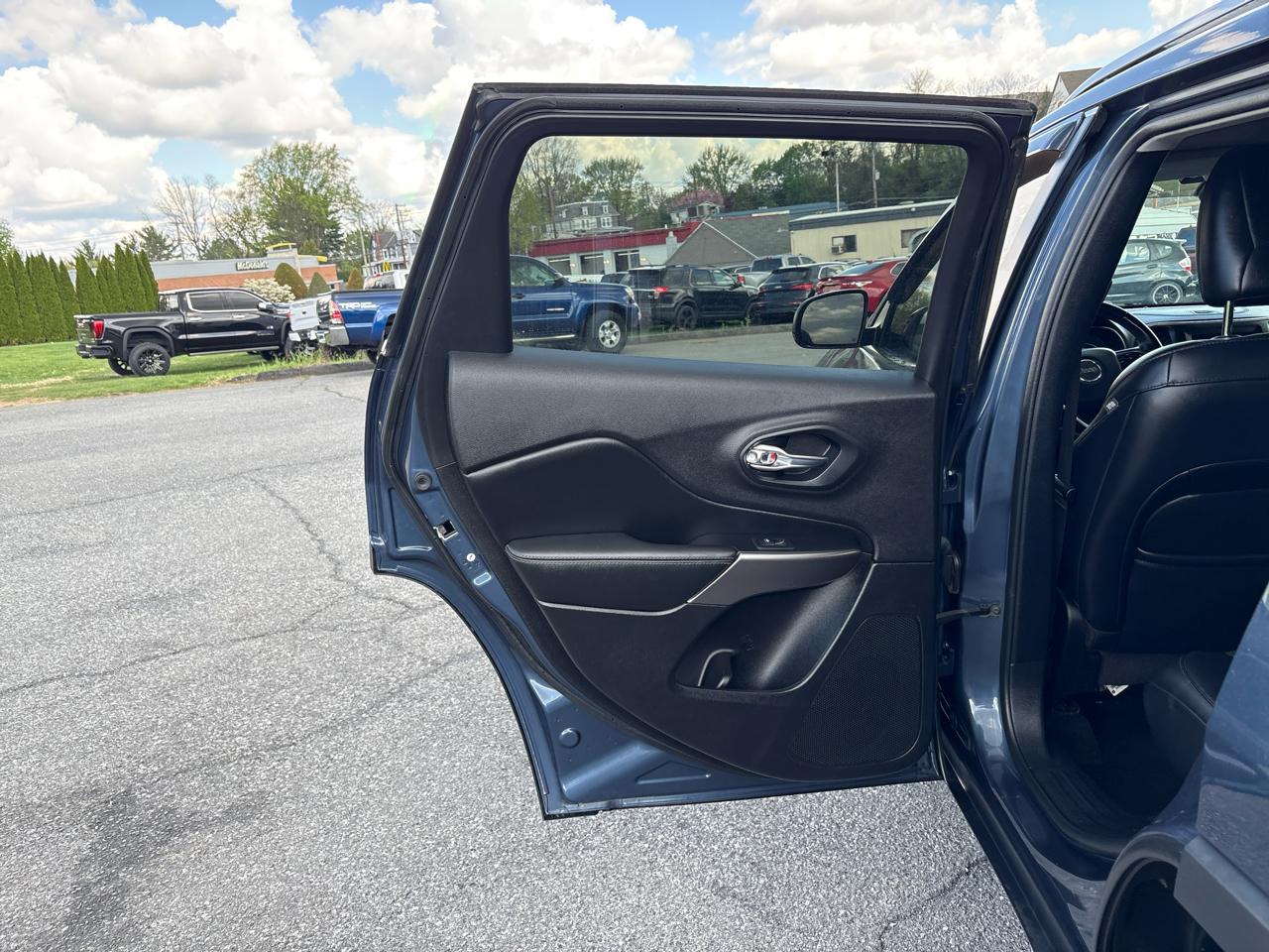 Jeep Cherokee Latitude Lux 4WD 2021