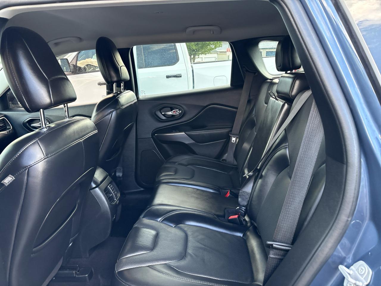 Jeep Cherokee Latitude Lux 4WD 2021