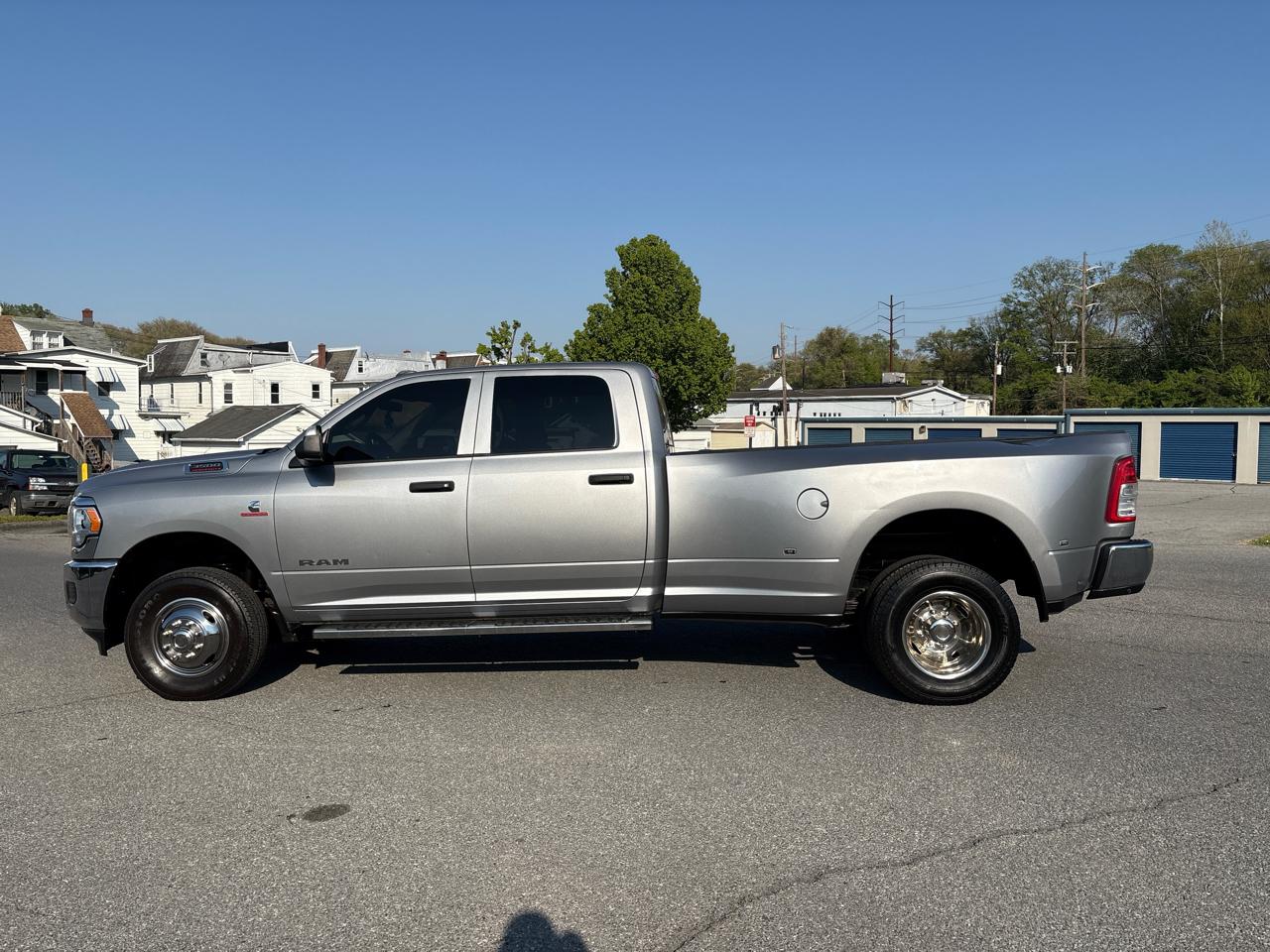 RAM 3500 Tradesman Crew Cab 4WD DRW 2019
