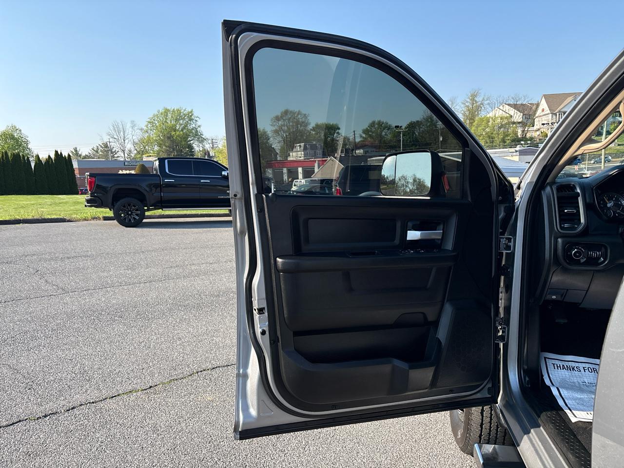 RAM 3500 Tradesman Crew Cab 4WD DRW 2019