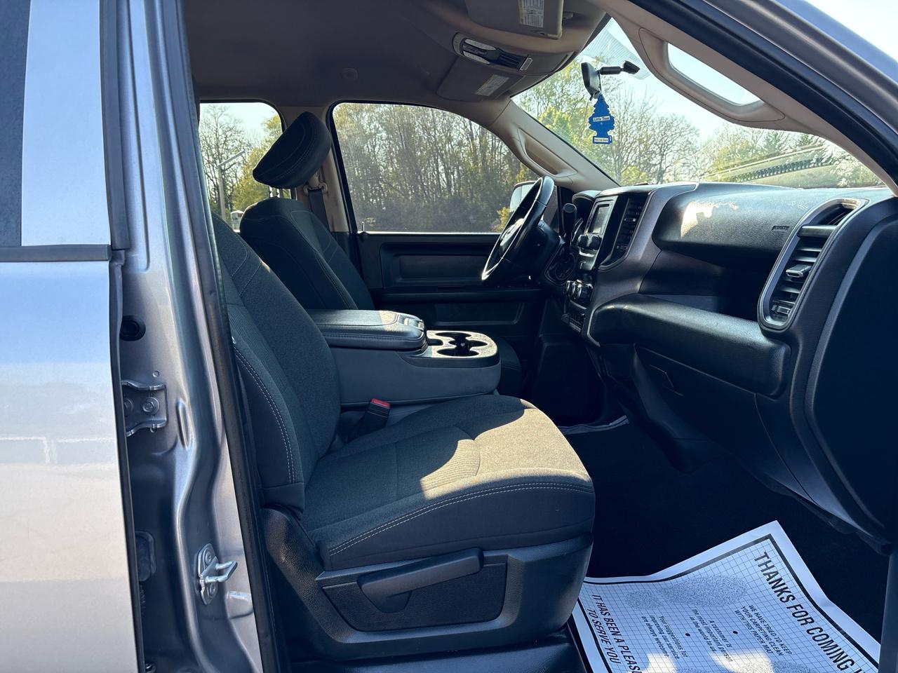 RAM 3500 Tradesman Crew Cab 4WD DRW 2019