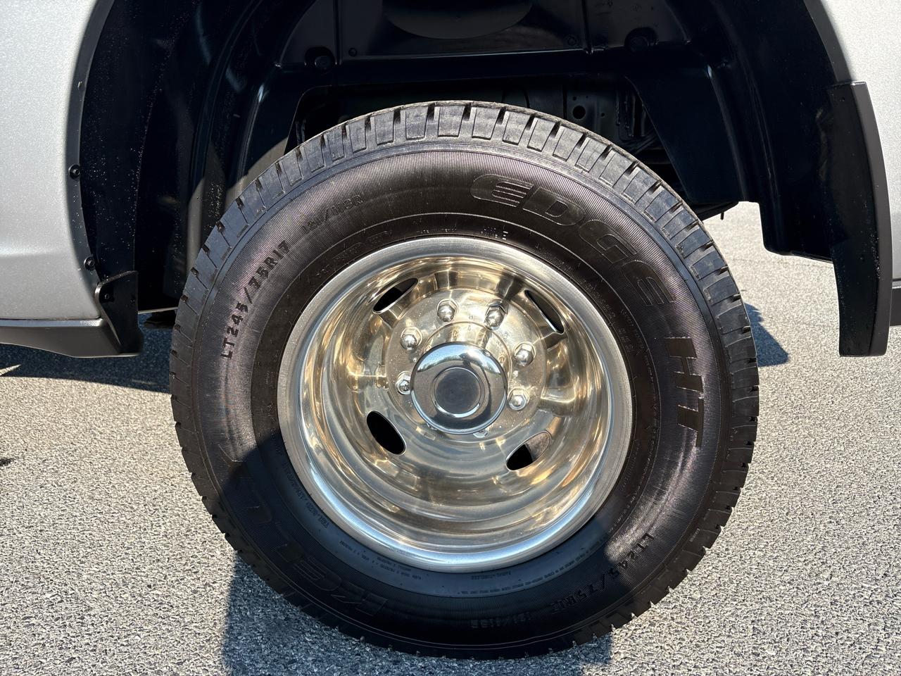 RAM 3500 Tradesman Crew Cab 4WD DRW 2019