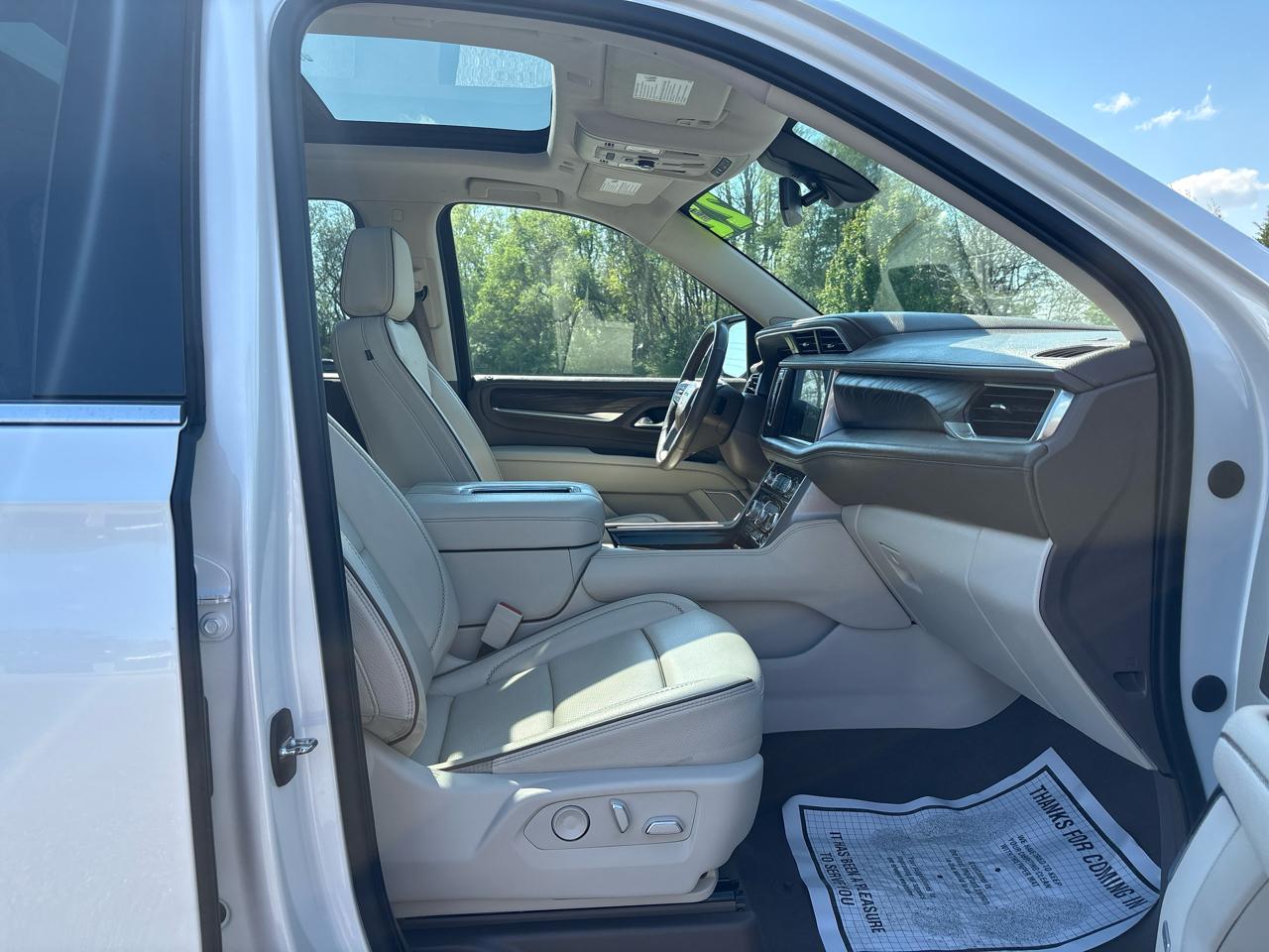 GMC Yukon XL Denali 4WD 2022