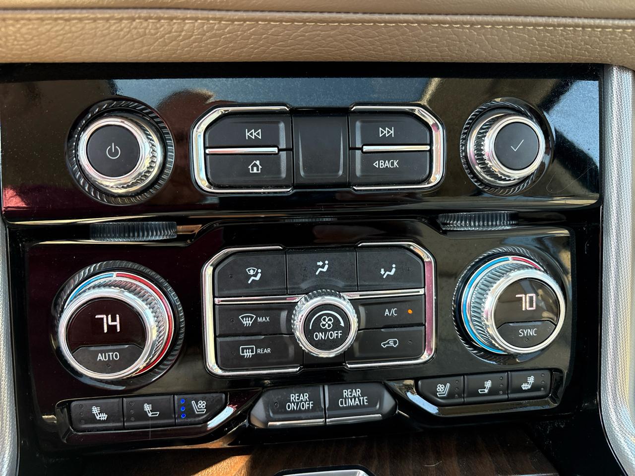 GMC Yukon XL Denali 4WD 2022