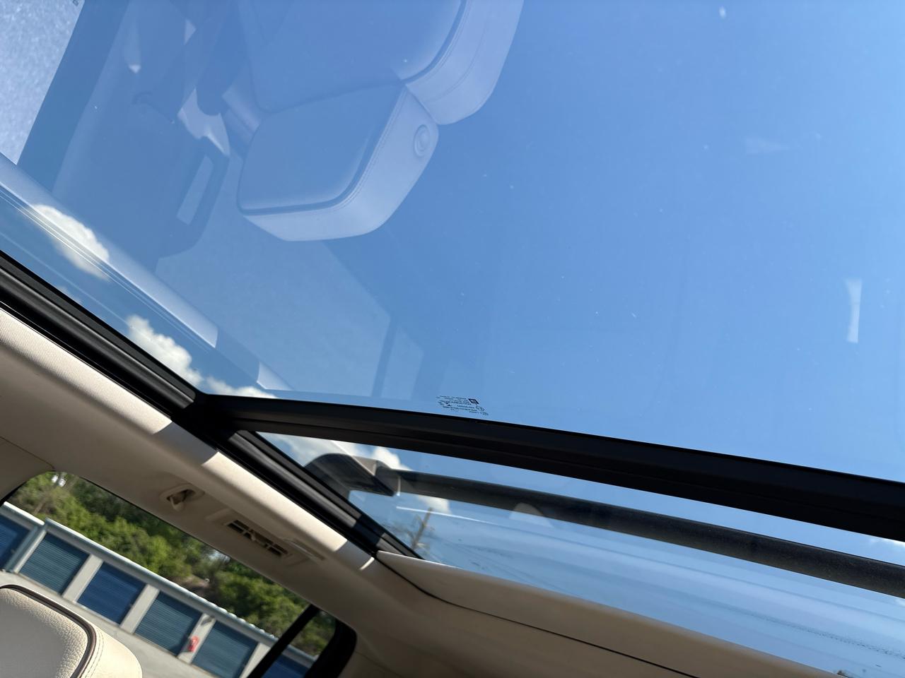 GMC Yukon XL Denali 4WD 2022