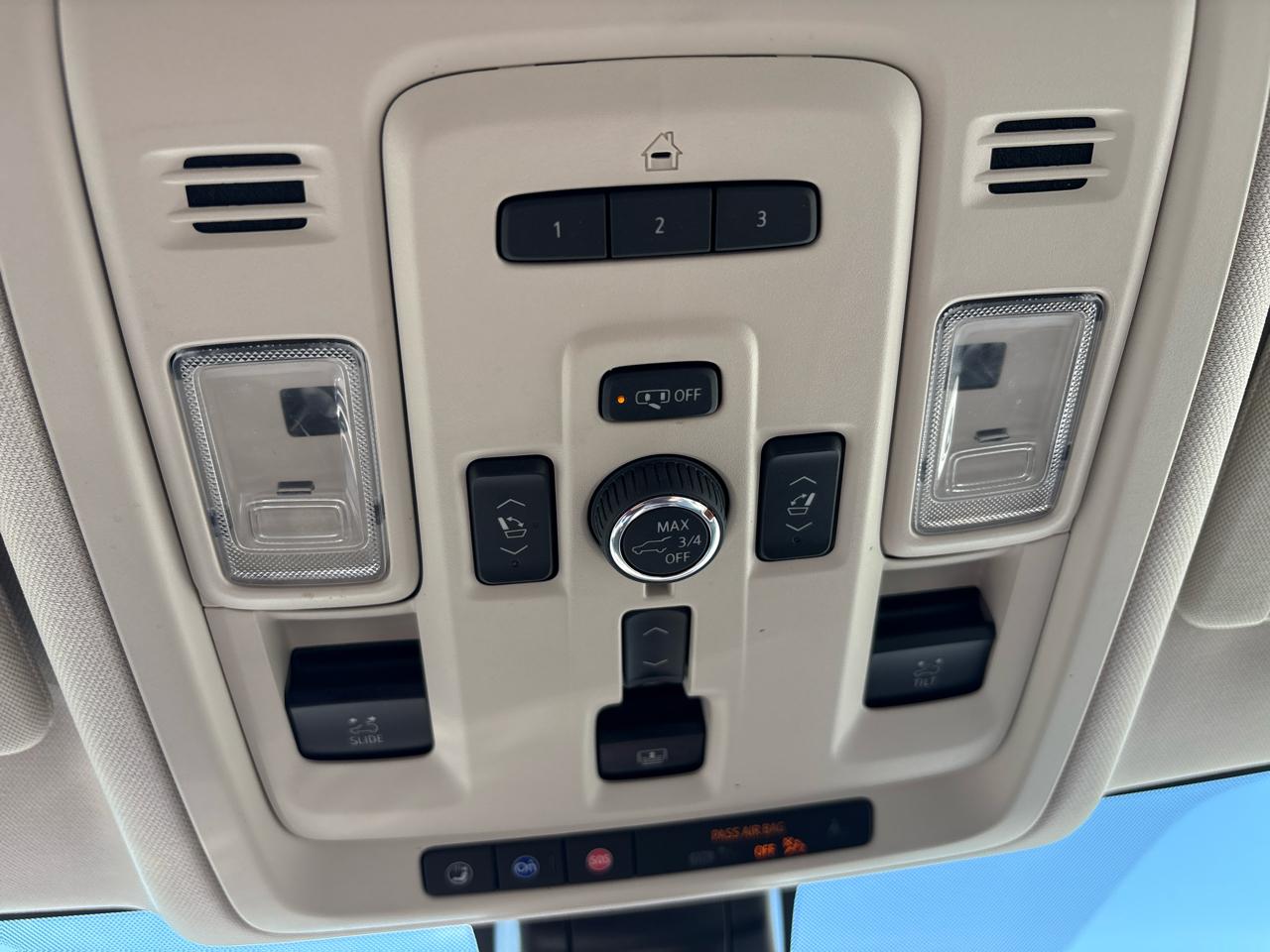 GMC Yukon XL Denali 4WD 2022