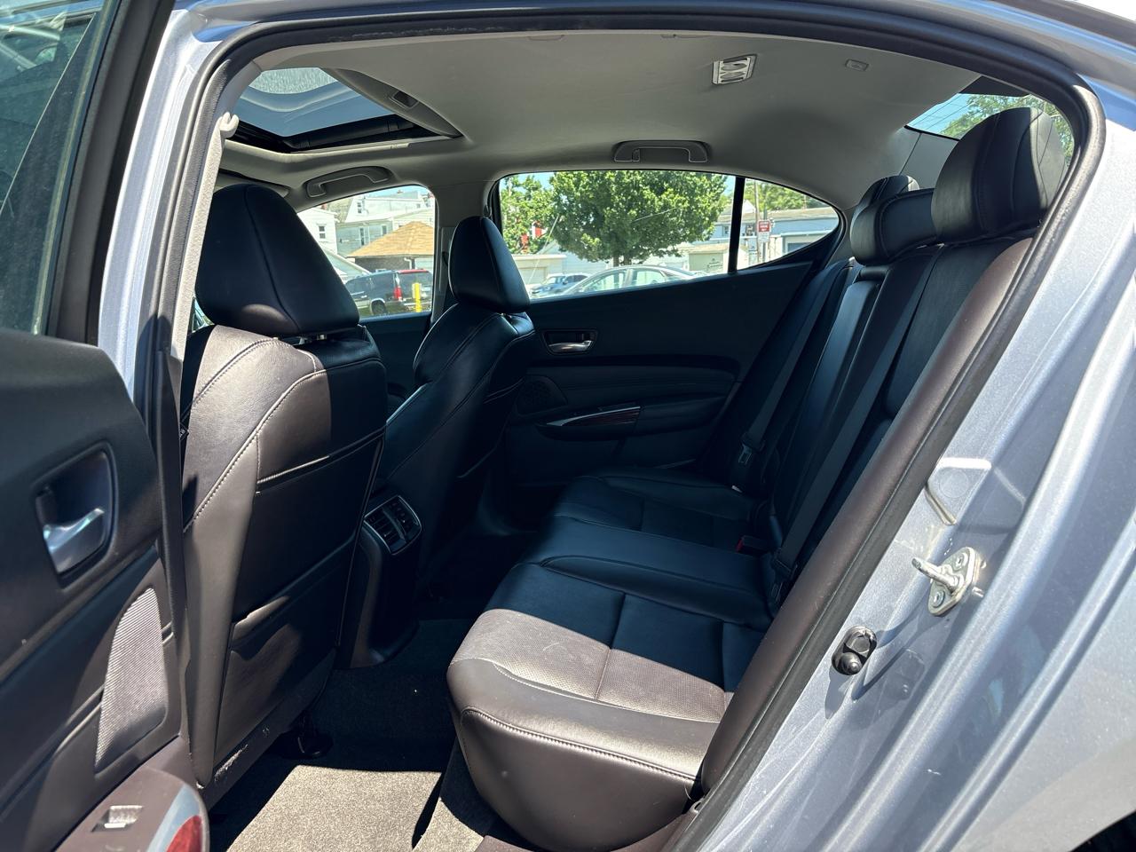Acura TLX 9-Spd AT w/Technology Package 2016