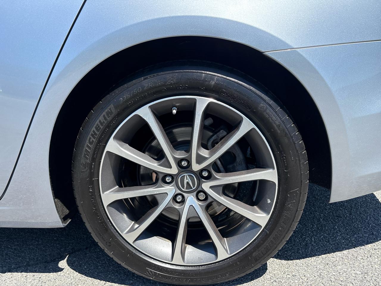 Acura TLX 9-Spd AT w/Technology Package 2016