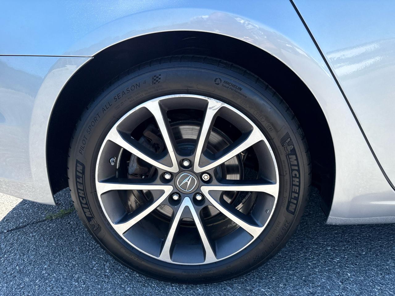 Acura TLX 9-Spd AT w/Technology Package 2016