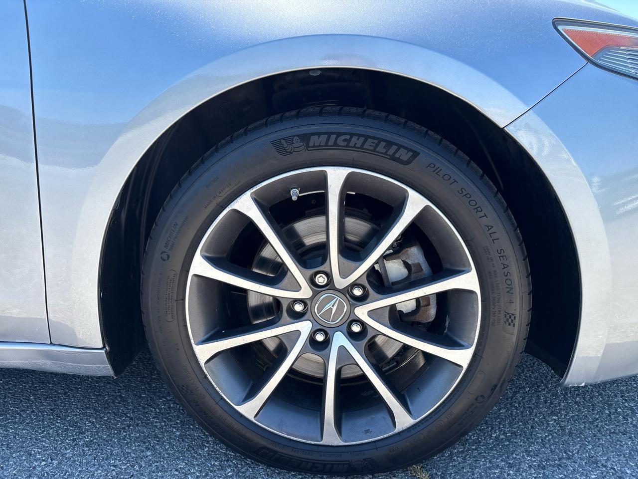 Acura TLX 9-Spd AT w/Technology Package 2016