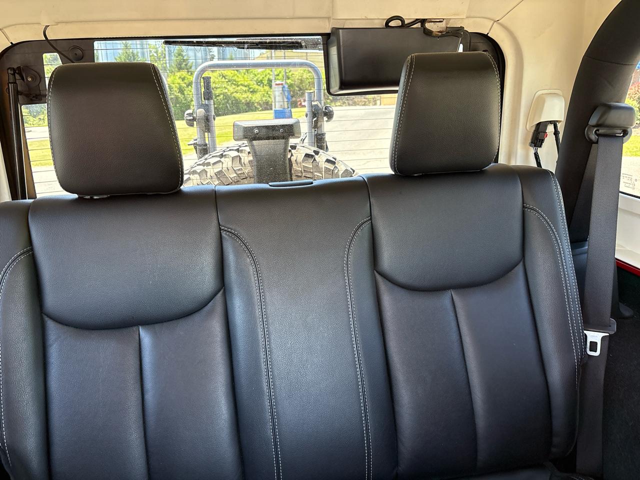 Jeep Wrangler Rubicon 4WD 2014
