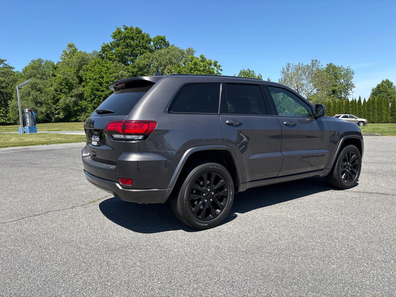 Jeep Grand Cherokee Laredo X 4WD 2021