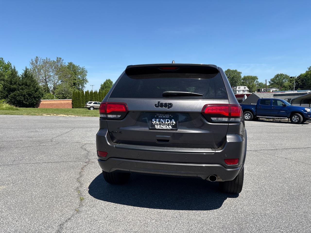 Jeep Grand Cherokee Laredo X 4WD 2021