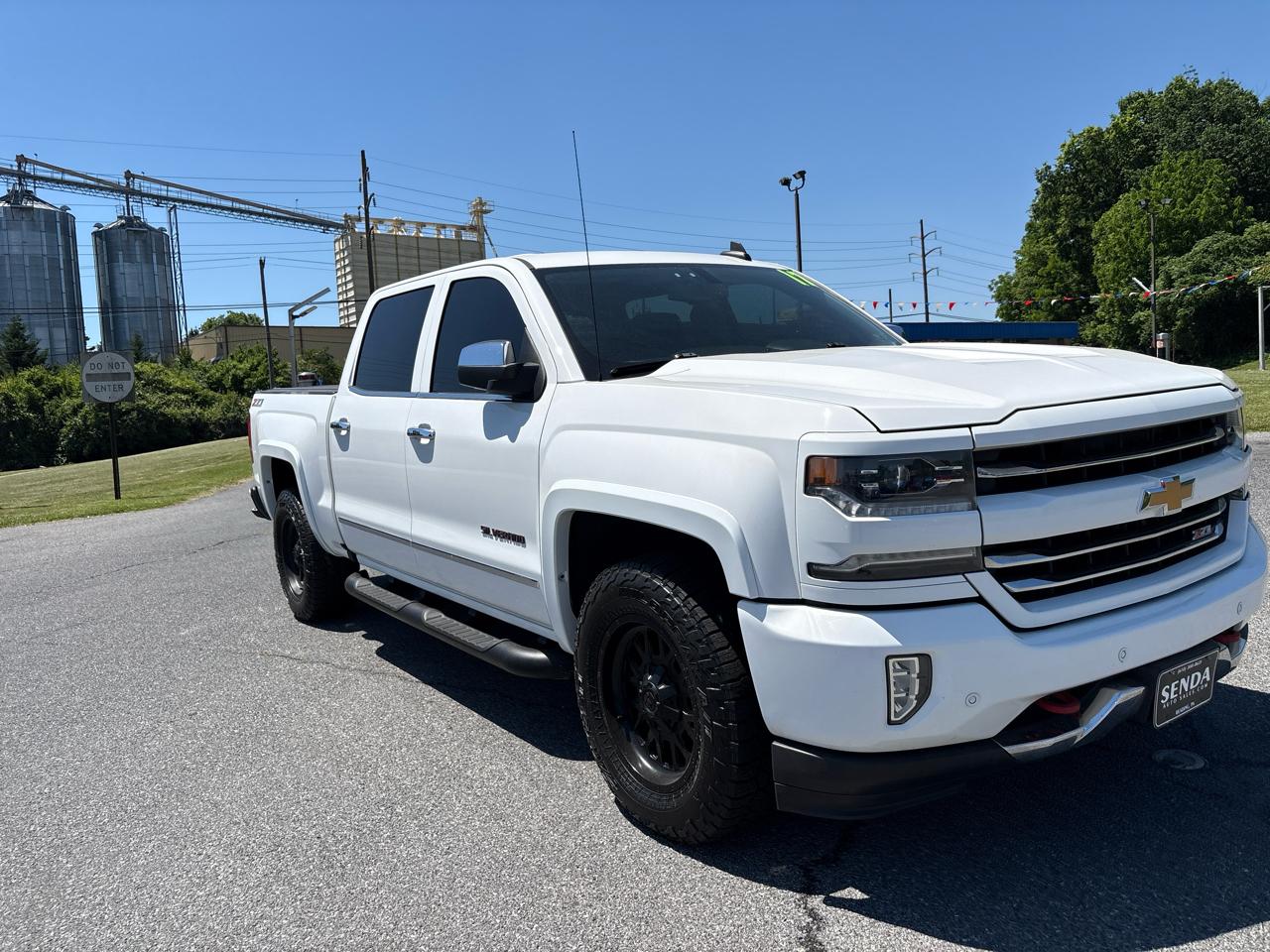 Chevrolet Silverado 1500 LTZ Crew Cab 4WD 2017
