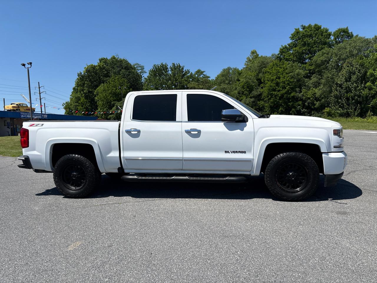 Chevrolet Silverado 1500 LTZ Crew Cab 4WD 2017