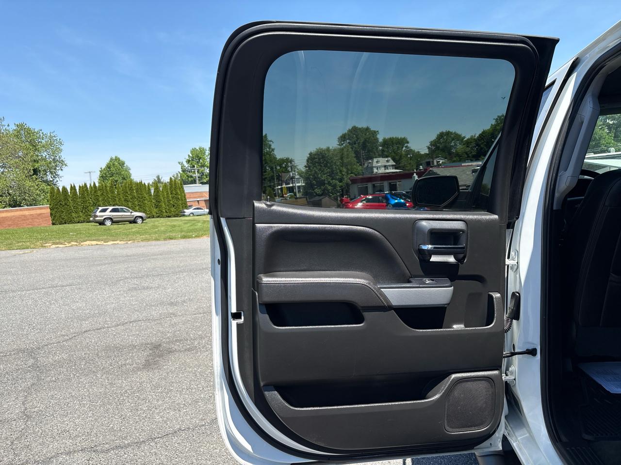 Chevrolet Silverado 1500 LTZ Crew Cab 4WD 2017