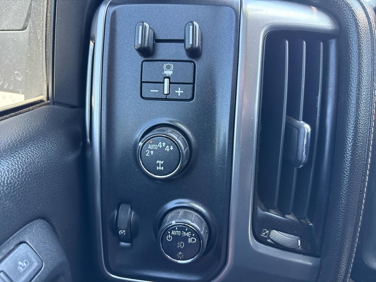 Chevrolet Silverado 1500 LTZ Crew Cab 4WD 2017