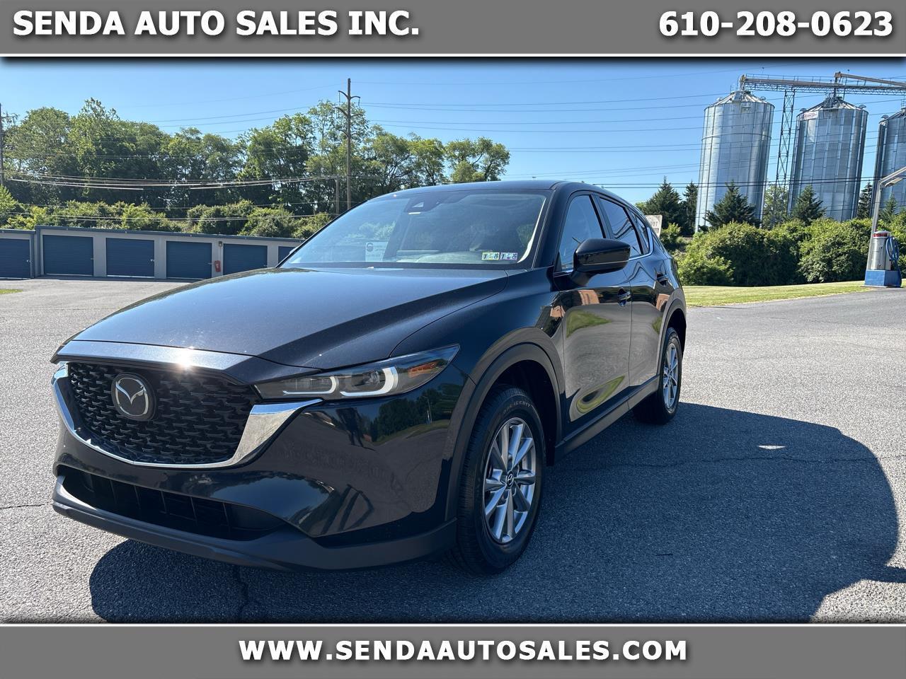 2022 Mazda CX-5 S Preferred package Auto AWD's photo