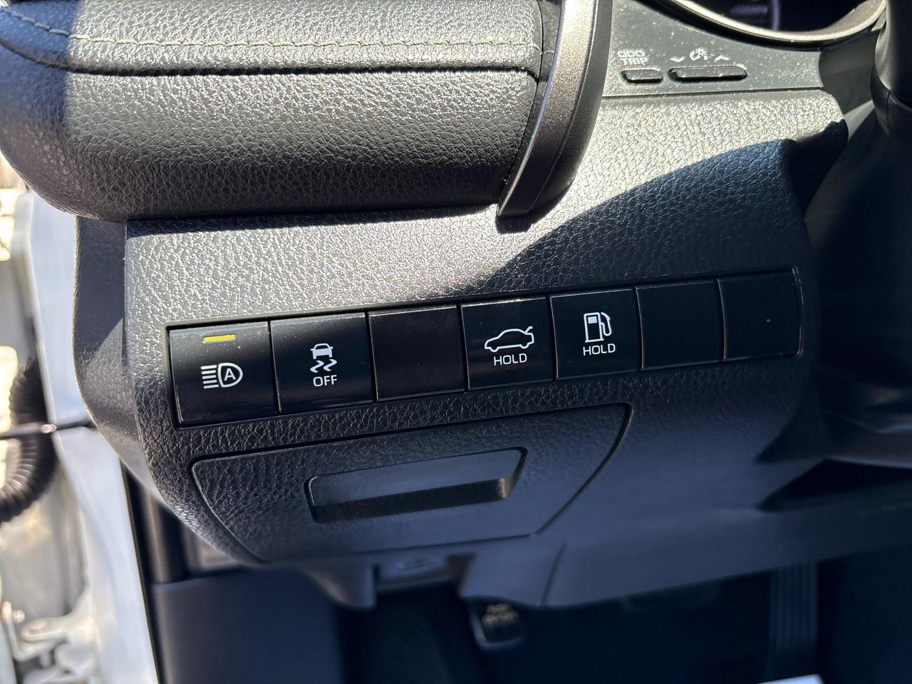 Toyota Camry SE 2021