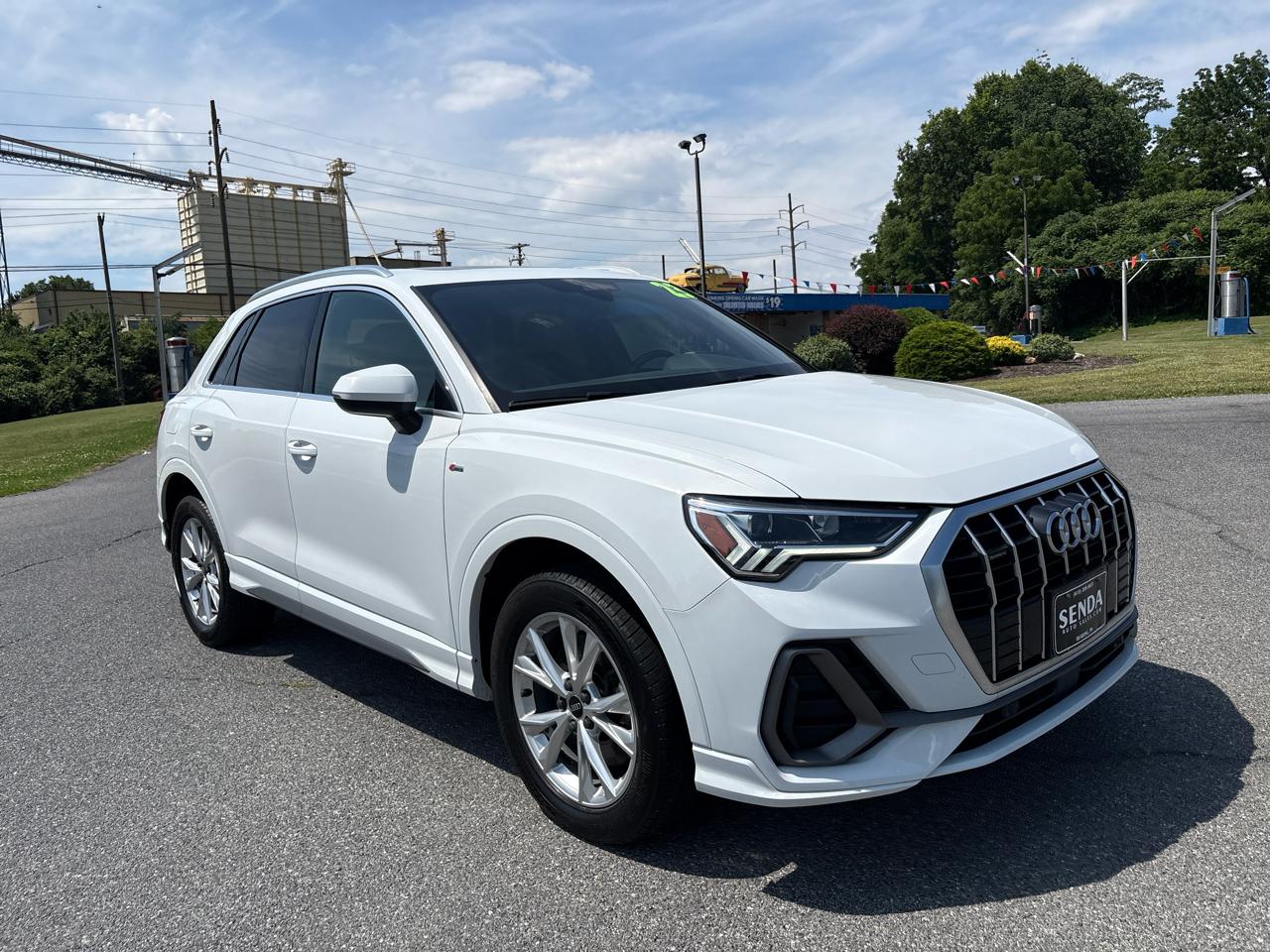 Audi Q3 S line Premium quattro 2023