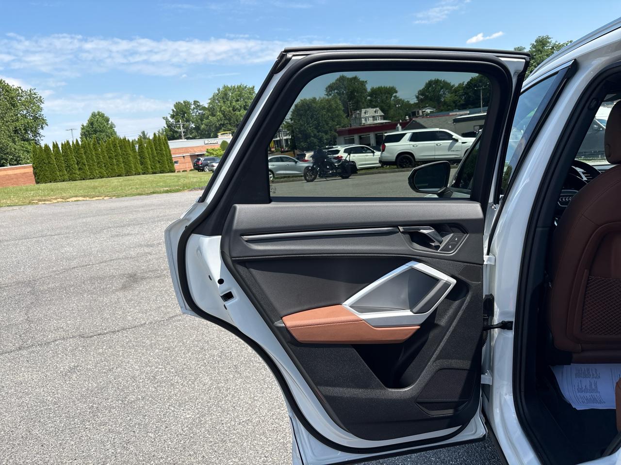Audi Q3 S line Premium quattro 2023