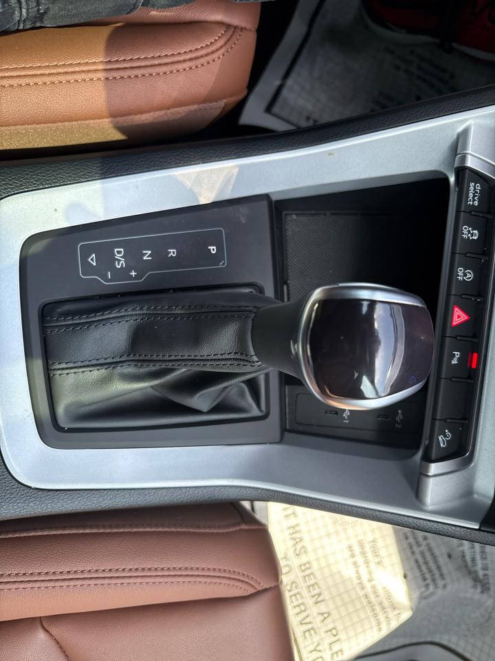 Audi Q3 S line Premium quattro 2023