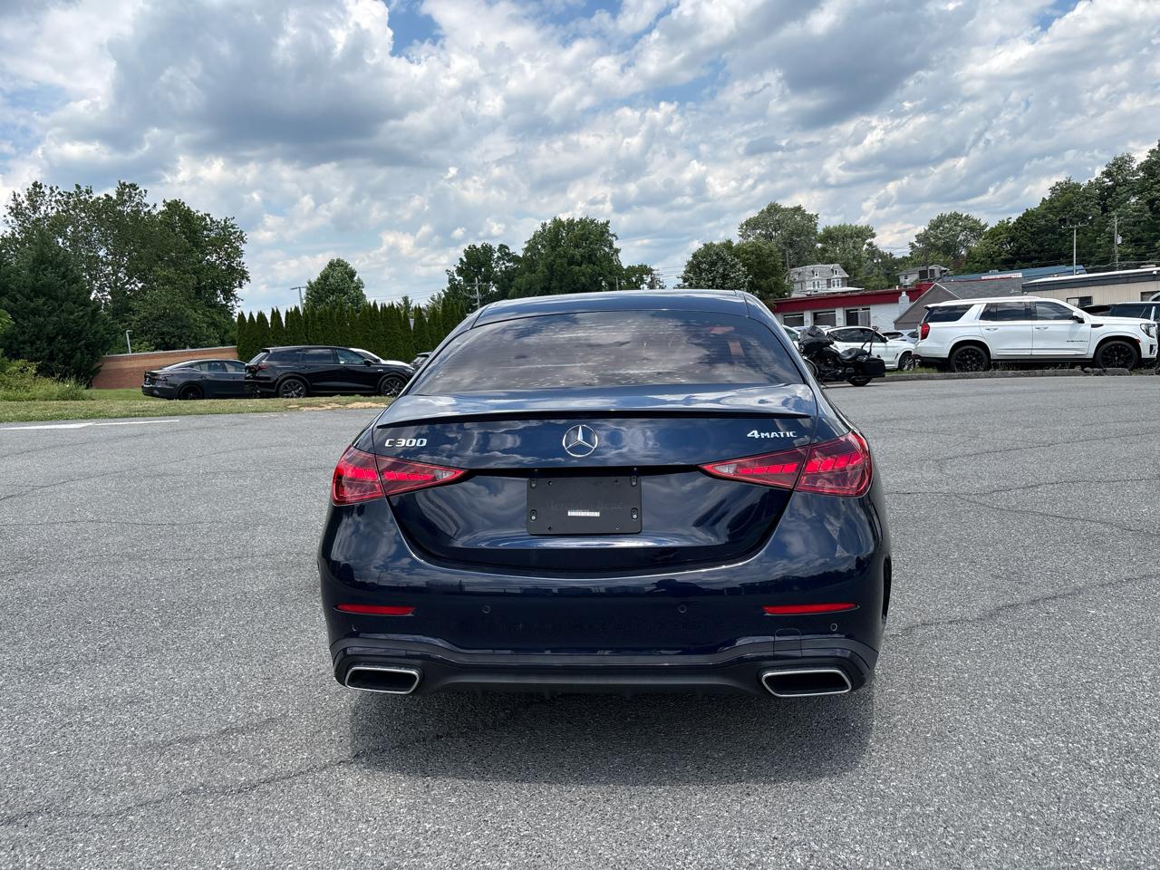 Mercedes-Benz C-Class C300 4MATIC Sedan 2022