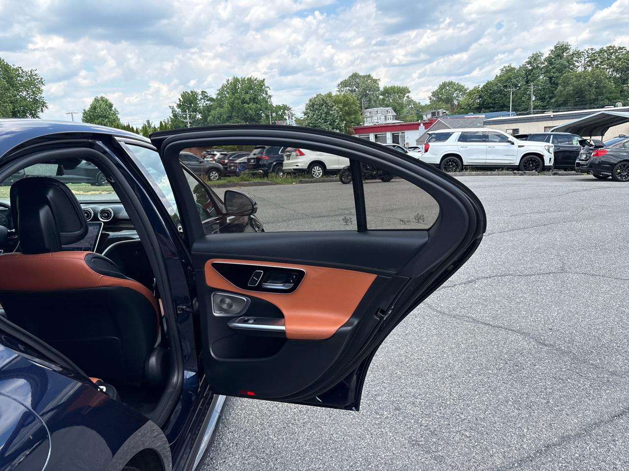 Mercedes-Benz C-Class C300 4MATIC Sedan 2022