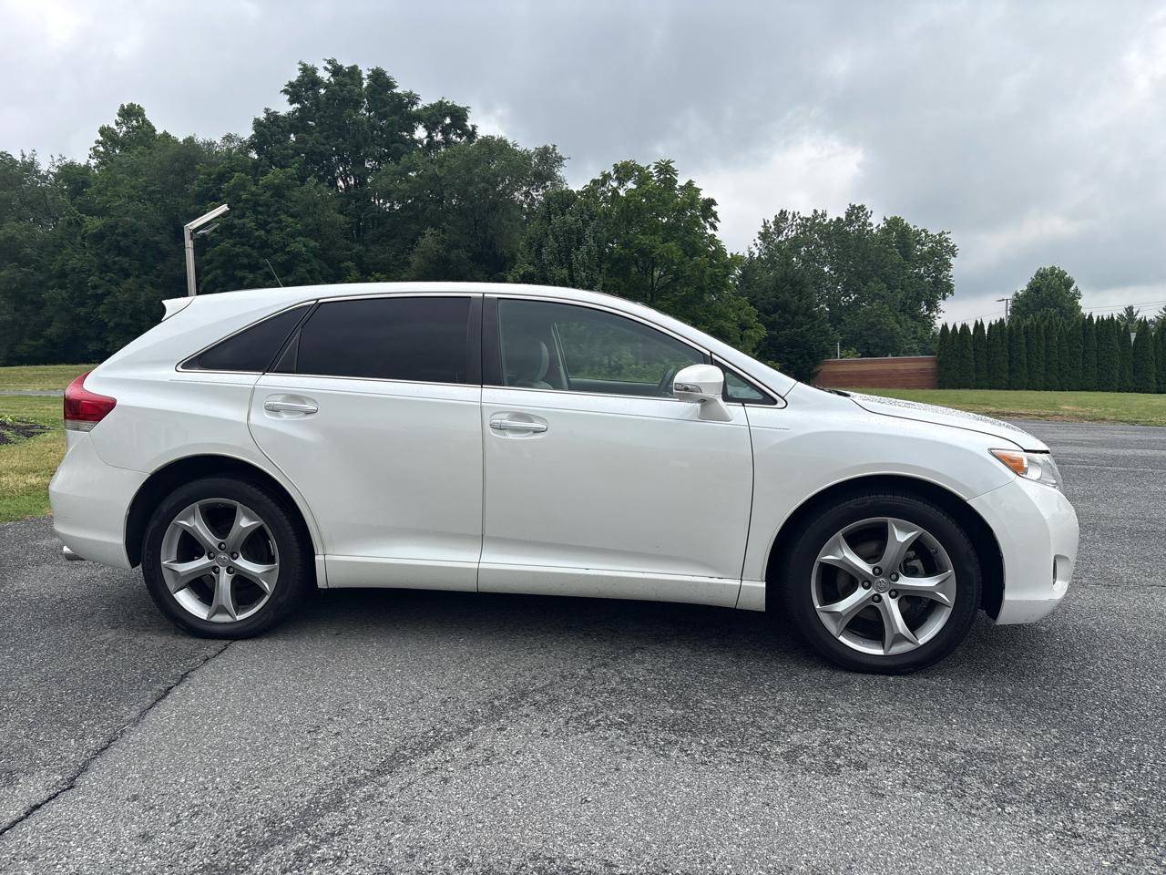 Toyota Venza XLE V6 AWD 2015