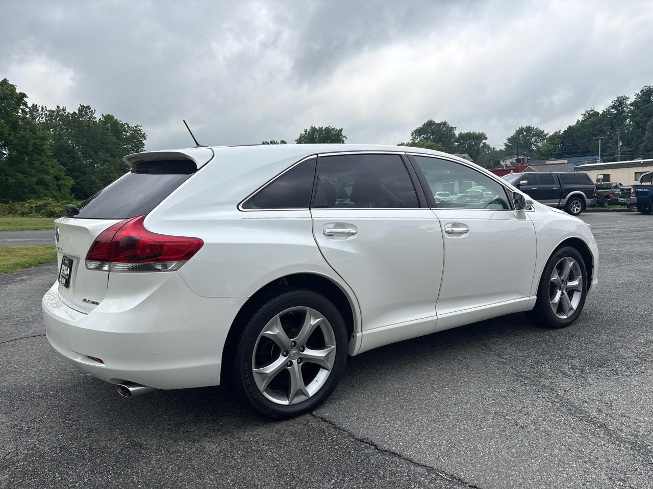 Toyota Venza XLE V6 AWD 2015