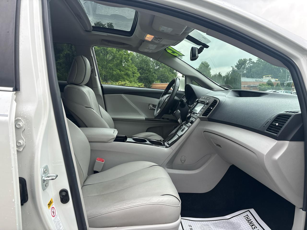 Toyota Venza XLE V6 AWD 2015