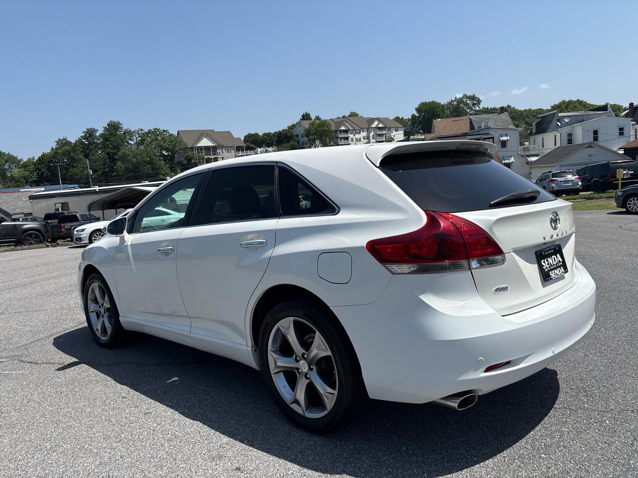 Toyota Venza XLE V6 AWD 2015